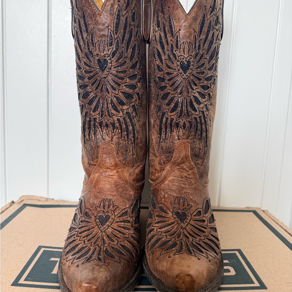 Cavenders/Old Gringo Collab Rhinestone Boots